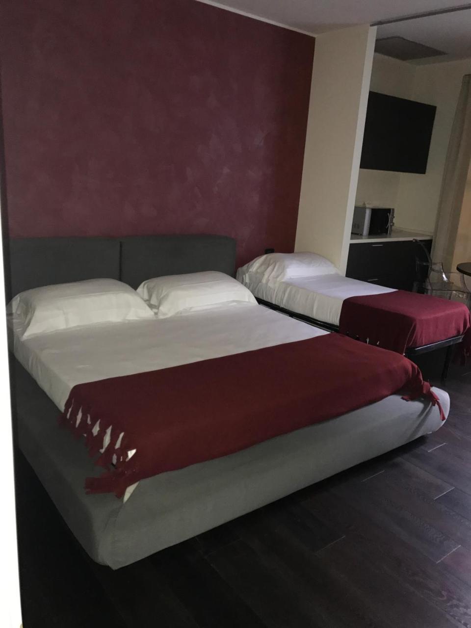 Joia Hotel & Luxury Apartments Rta Brusaporto Екстериор снимка